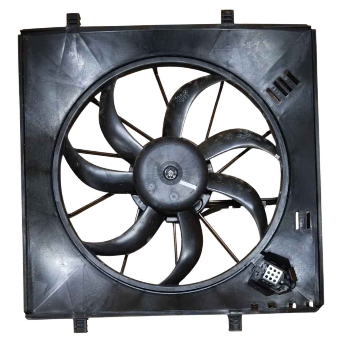 BEHR RADIATOR FAN ASSEMBLY FOR MAHINDRA TUV 300